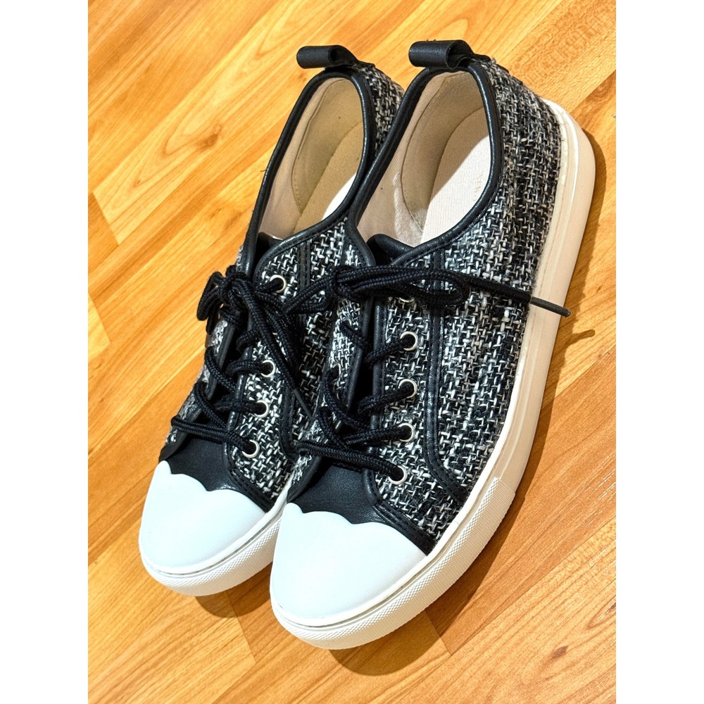 Kate Spade New York Avery Black White 8.5B Tweed Leather Scalloped Sneakers